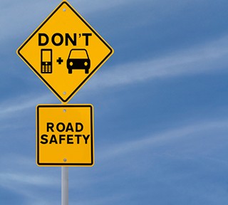 Oklahoma to Outlaw Texting While Driving safety 320x288 Oklahoma to Outlaw Texting While Driving